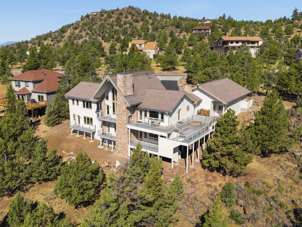 15000 Shoreline Drive, Weed, CA