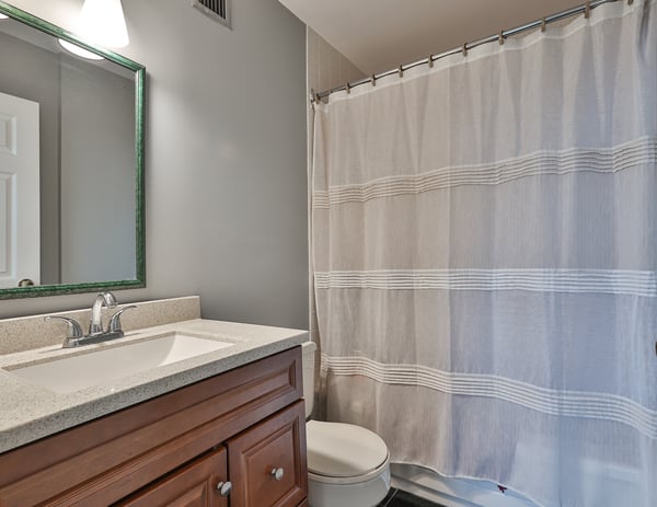 1300 Bloor Street #404, Mississauga, ON