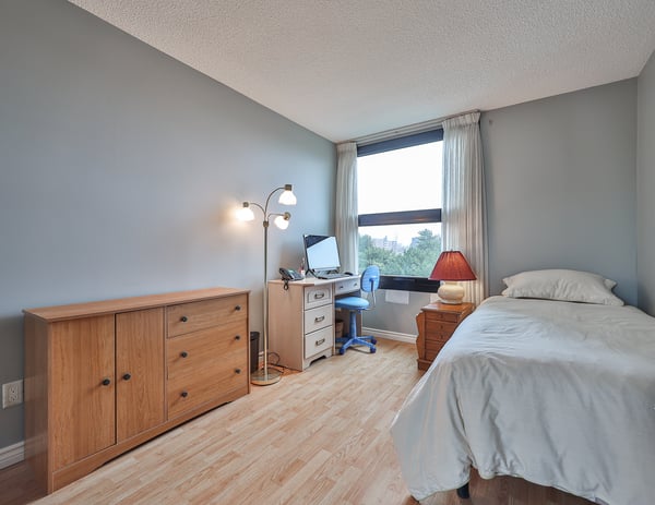 1300 Bloor Street #404, Mississauga, ON