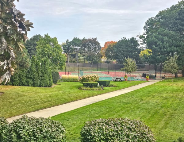 1300 Bloor Street #404, Mississauga, ON