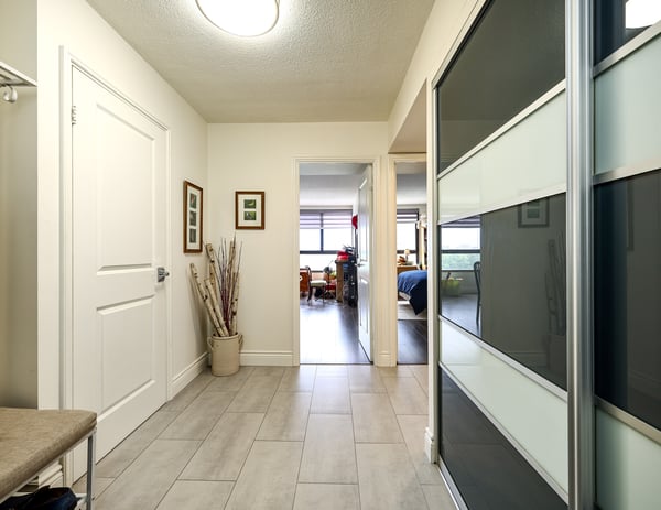 1300 Bloor Street #907, Mississauga, ON