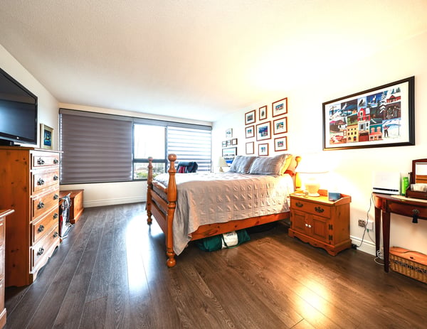 1300 Bloor Street #907, Mississauga, ON