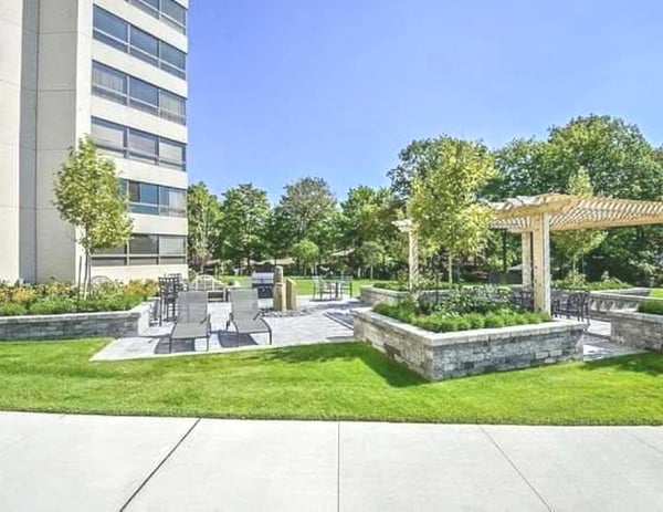 1300 Bloor Street #907, Mississauga, ON